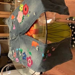 Jeans with floral print